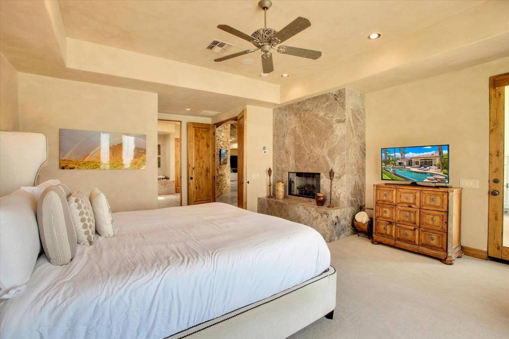 49110 Rancho Pointe