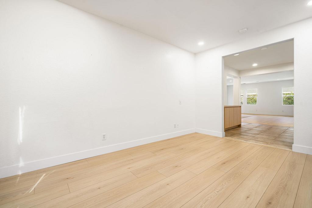41153 Danforth Court
