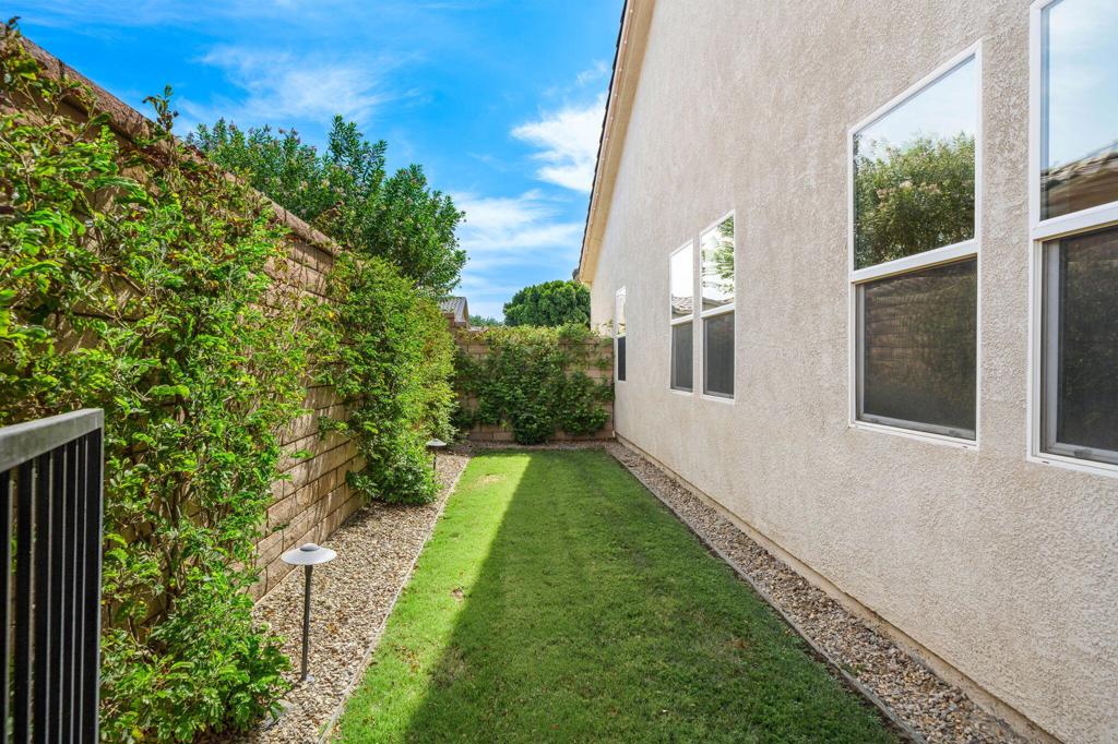 41153 Danforth Court