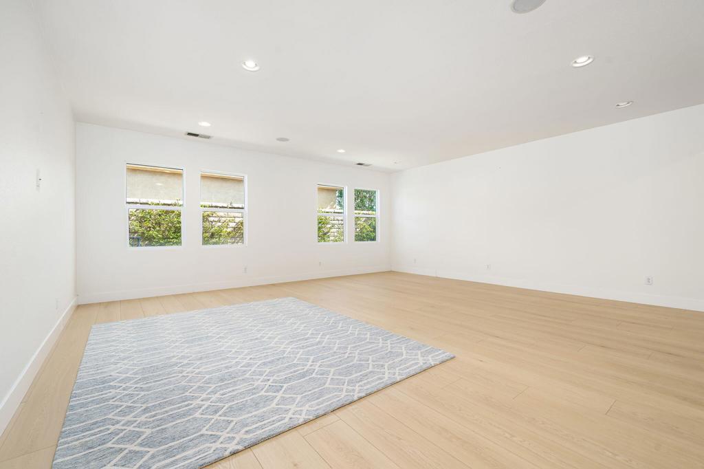 41153 Danforth Court