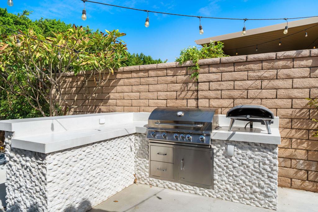 41153 Danforth Court