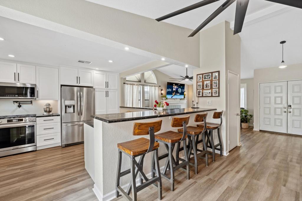 45558 Indian River Road