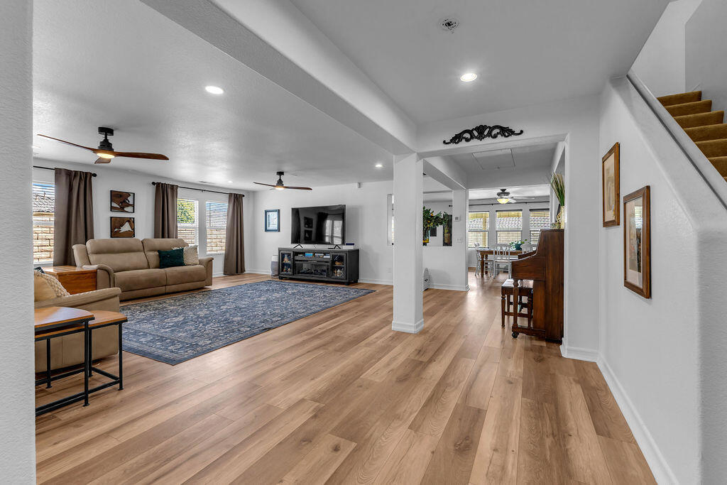 41096 Maxwell Court