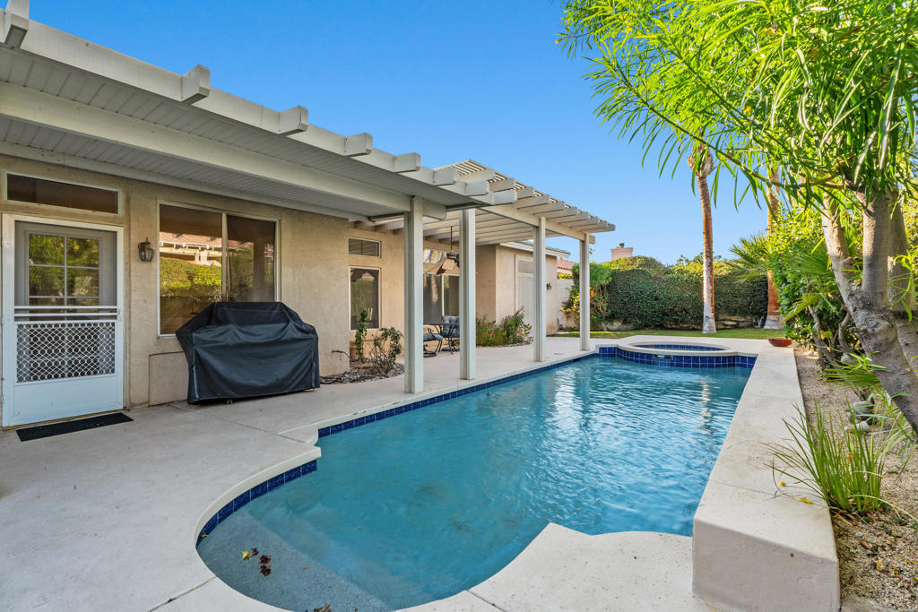 40650 Cabana Court