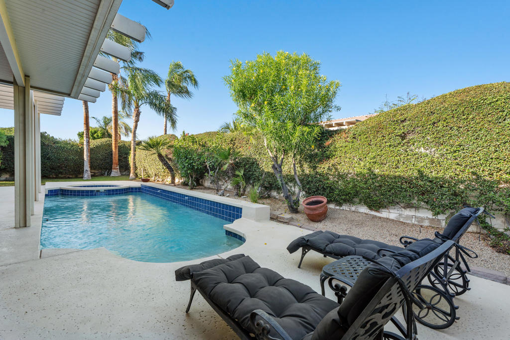 40650 Cabana Court