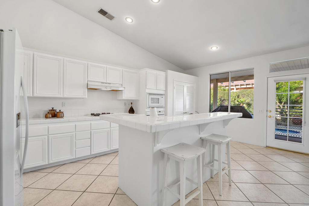 40650 Cabana Court