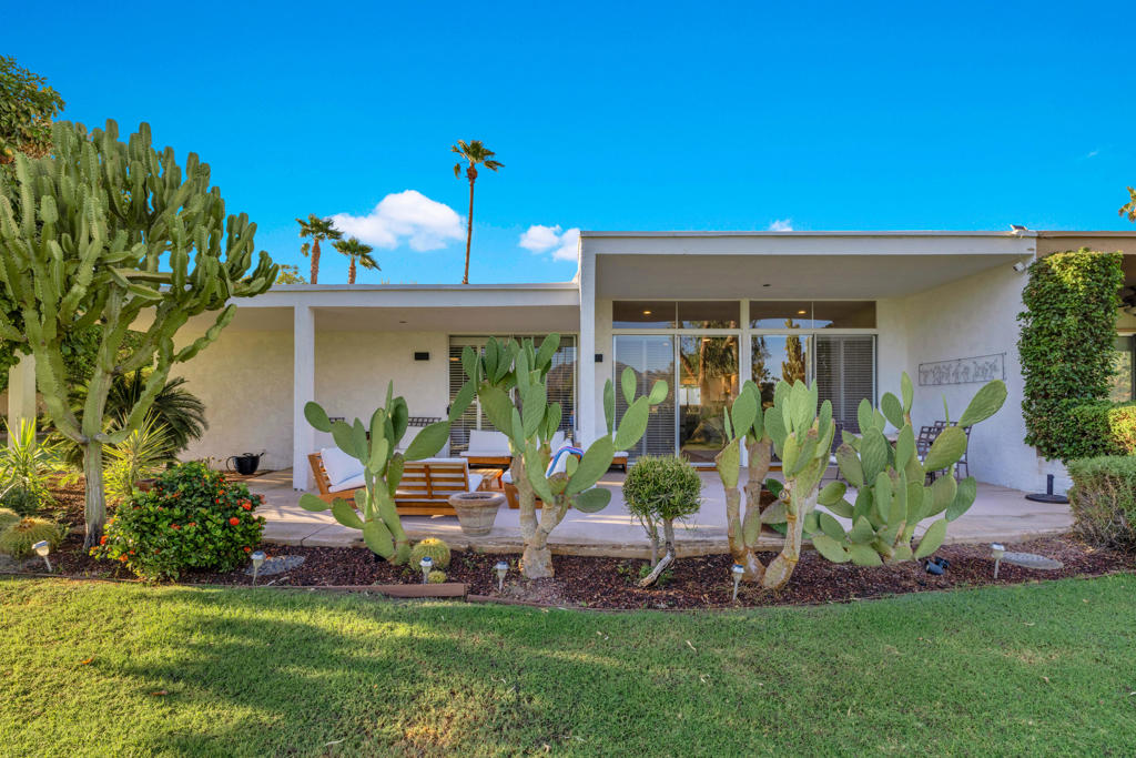 47760 Eisenhower Drive