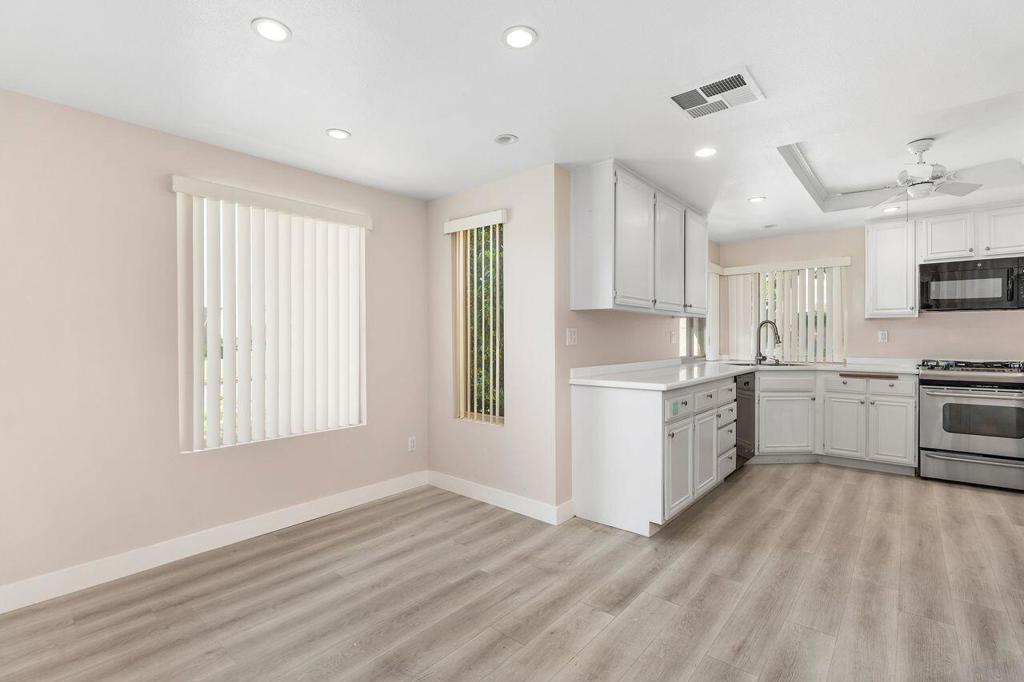 44239 Venice Court