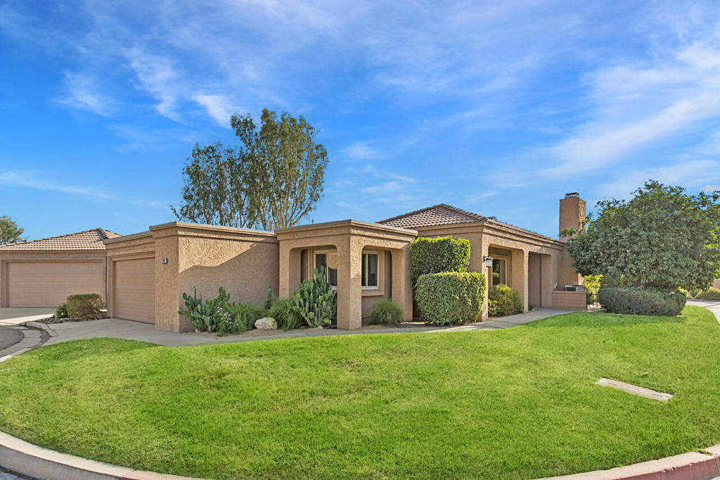 44239 Venice Court