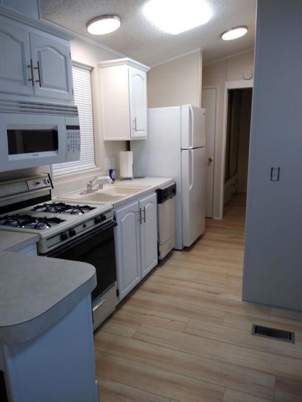 84136 Ave 44, #220 #220