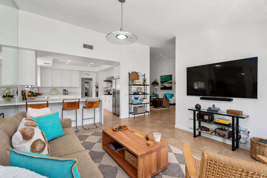 44830 Del Dios Circle