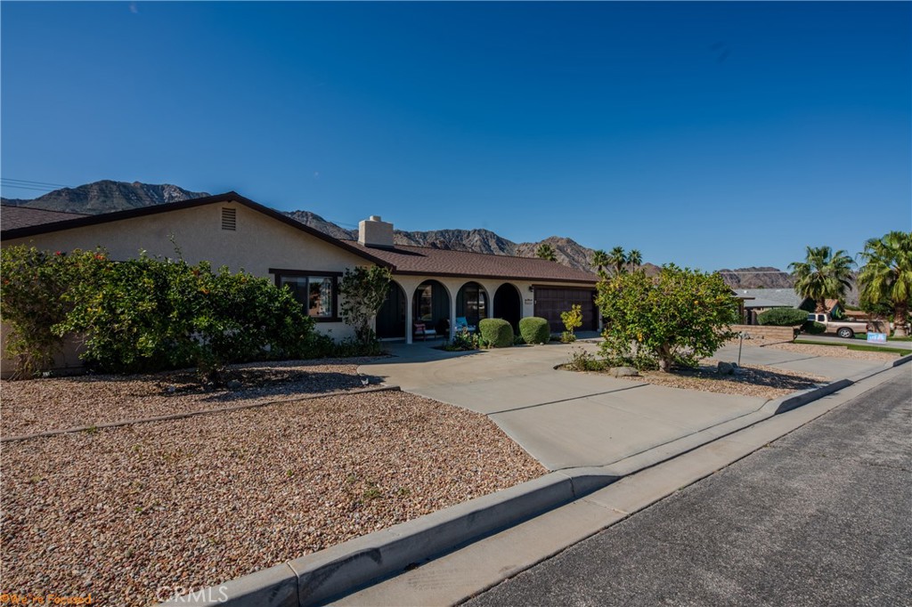 53355 Avenida Herrera