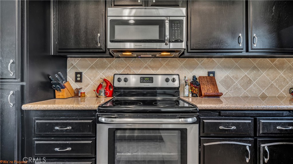 53355 Avenida Herrera