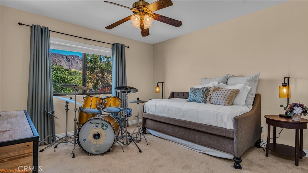 53355 Avenida Herrera