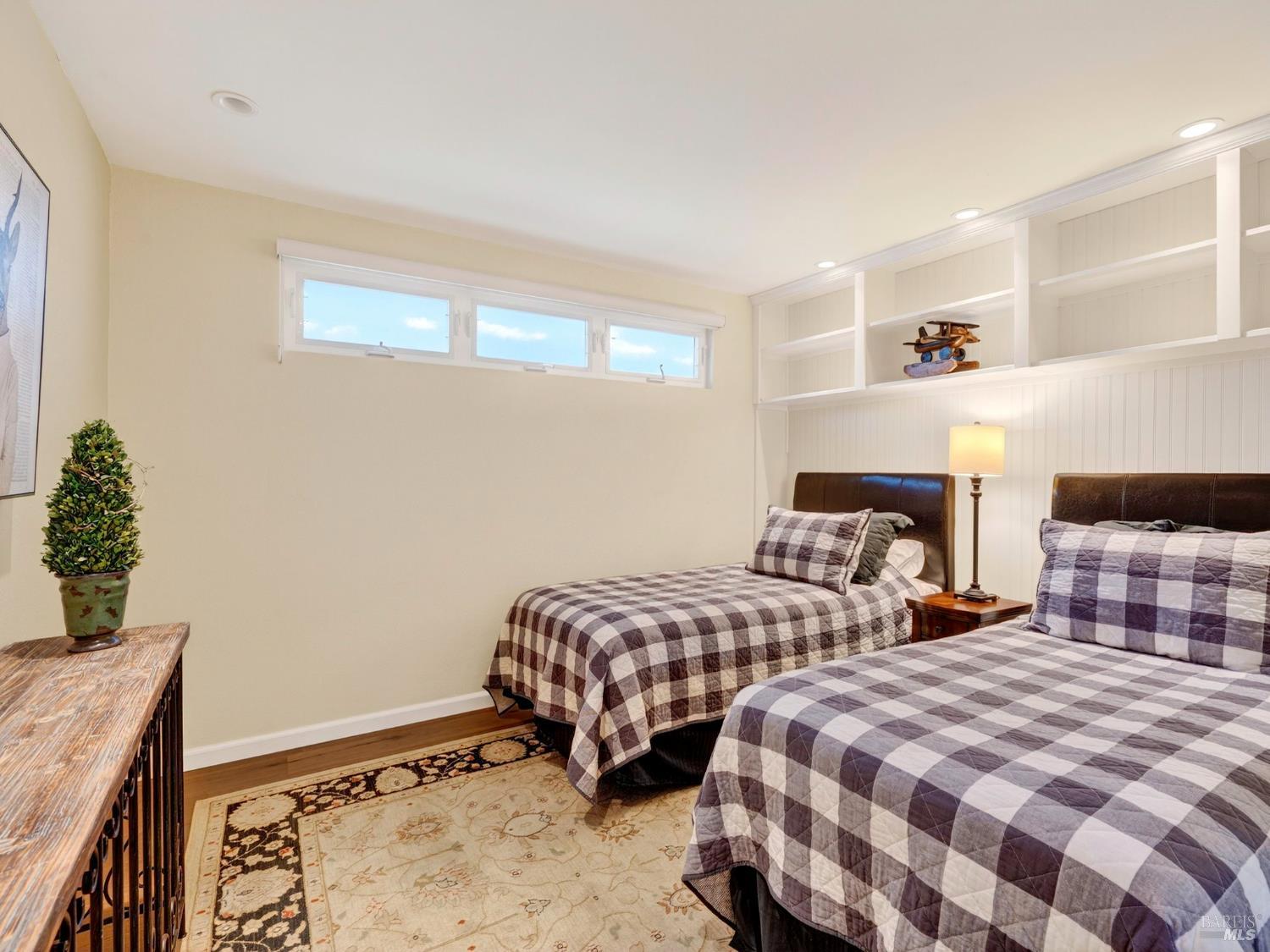 317 Mountain View Dr Unit:  