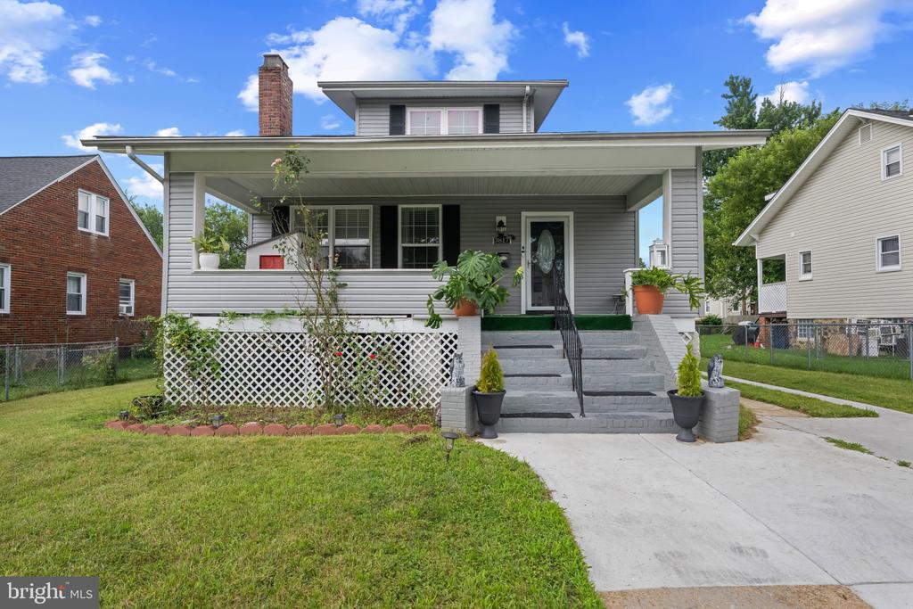 3817 BARRINGTON ROAD