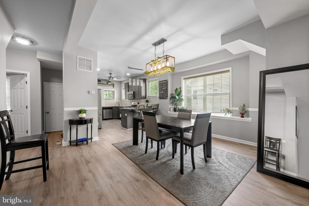 3817 BARRINGTON ROAD