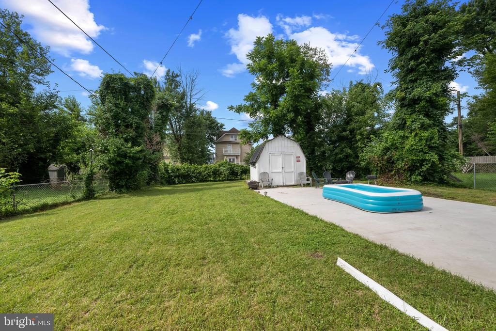 3817 BARRINGTON ROAD