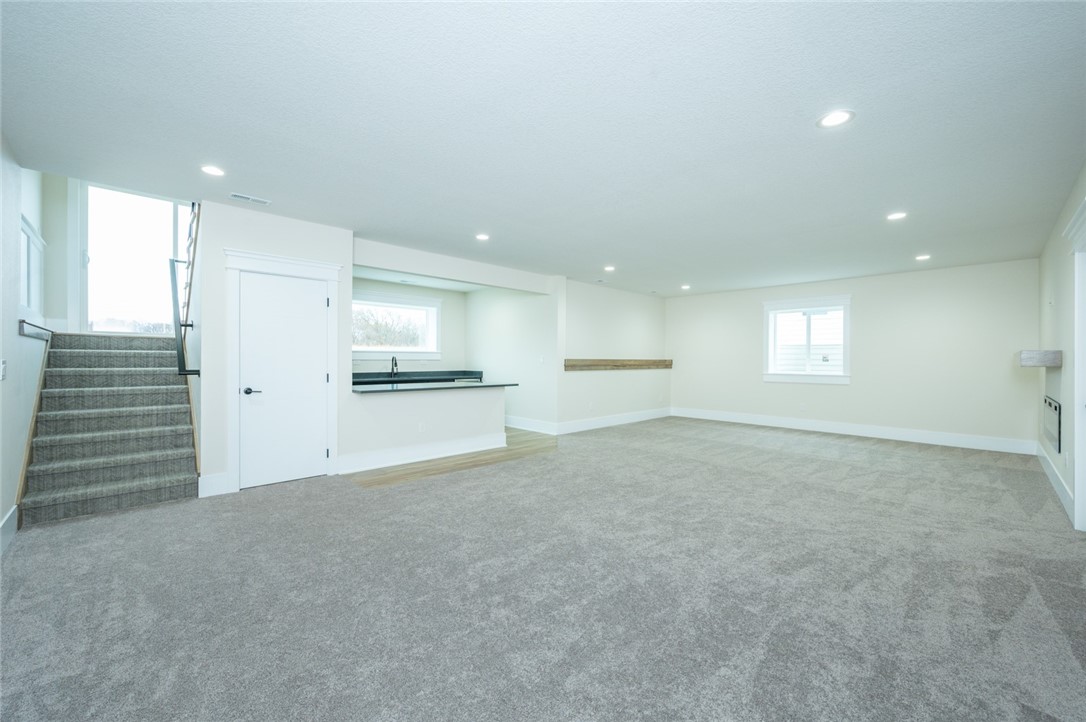 2109 NE Heritage Drive