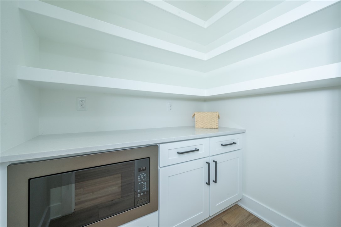 2109 NE Heritage Drive