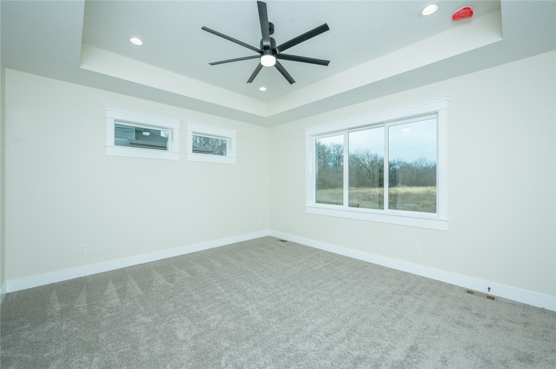 2109 NE Heritage Drive