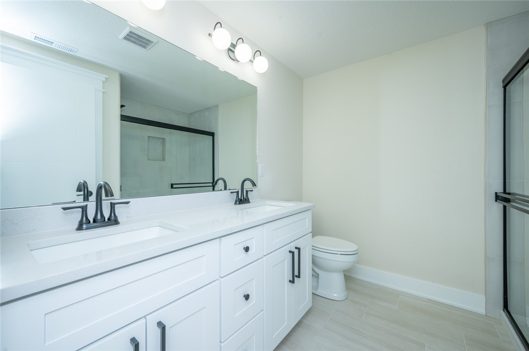 2109 NE Heritage Drive