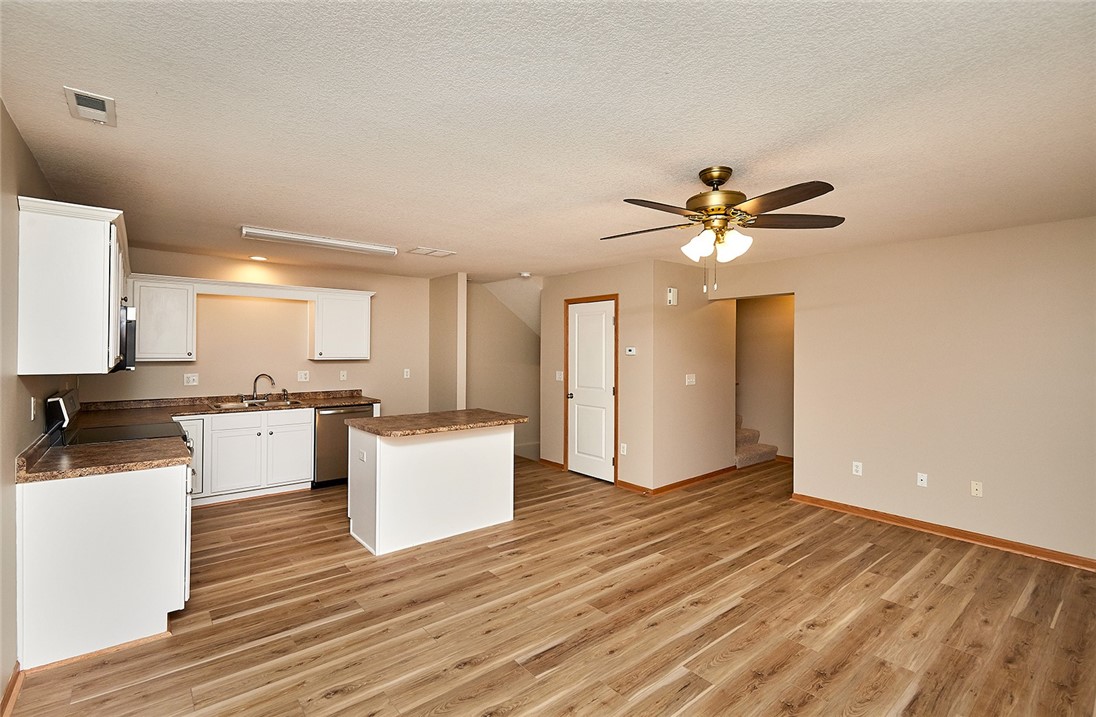 309 NE Sandalwood Street