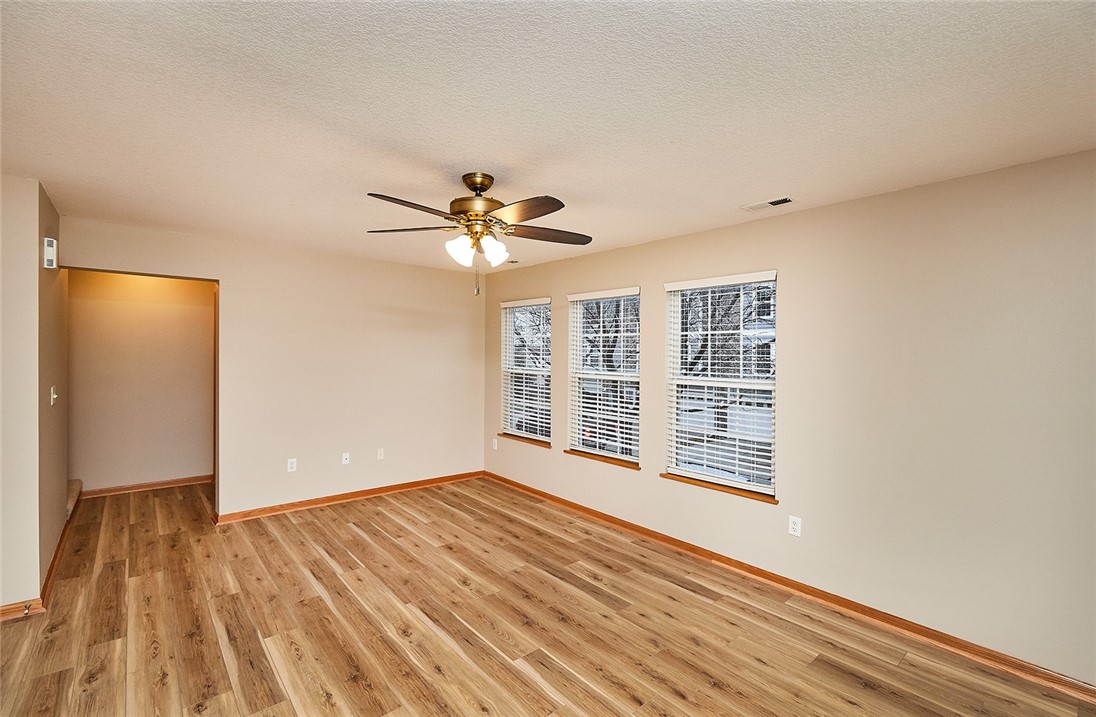 309 NE Sandalwood Street