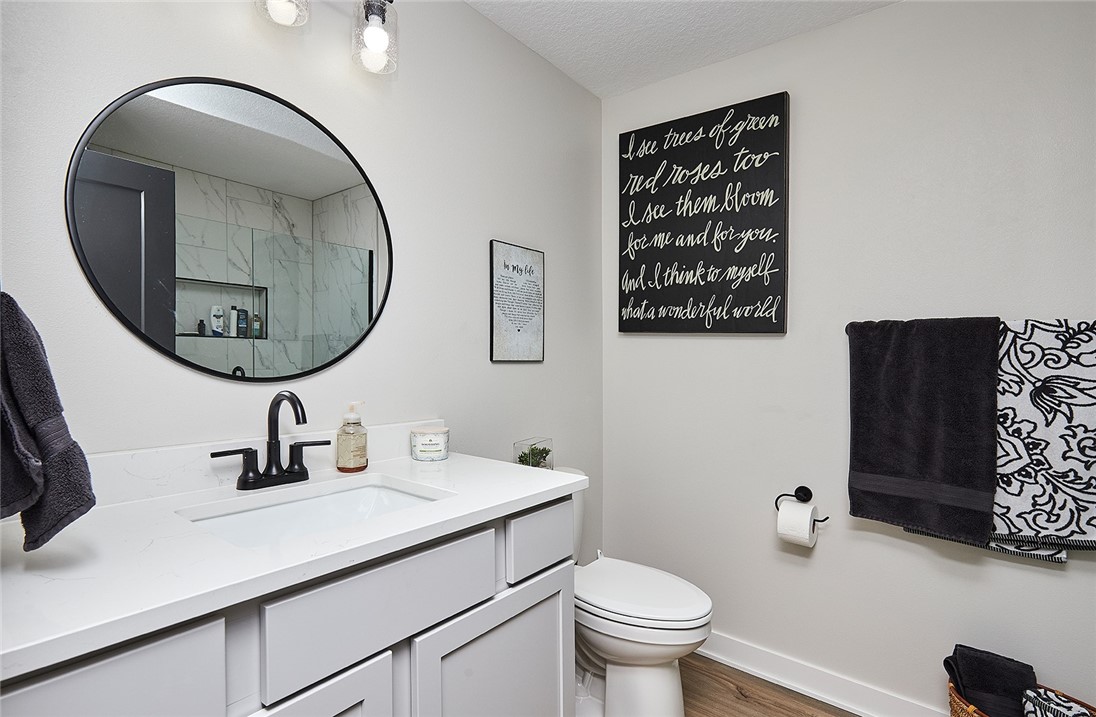 14805 North Valley Drive