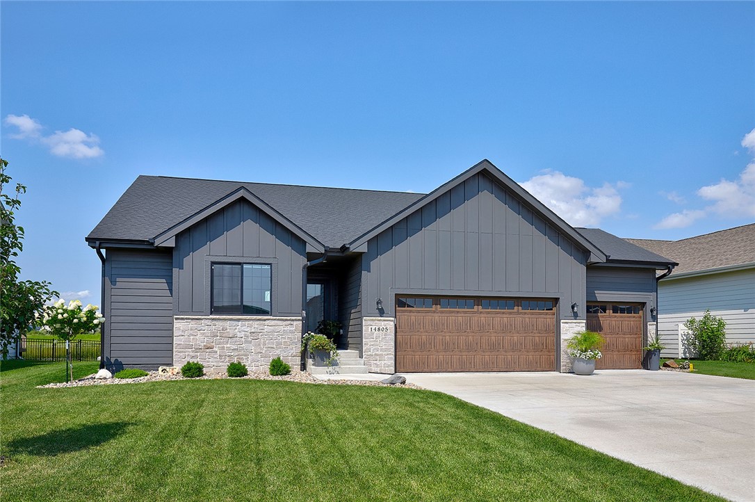 14805 North Valley Drive