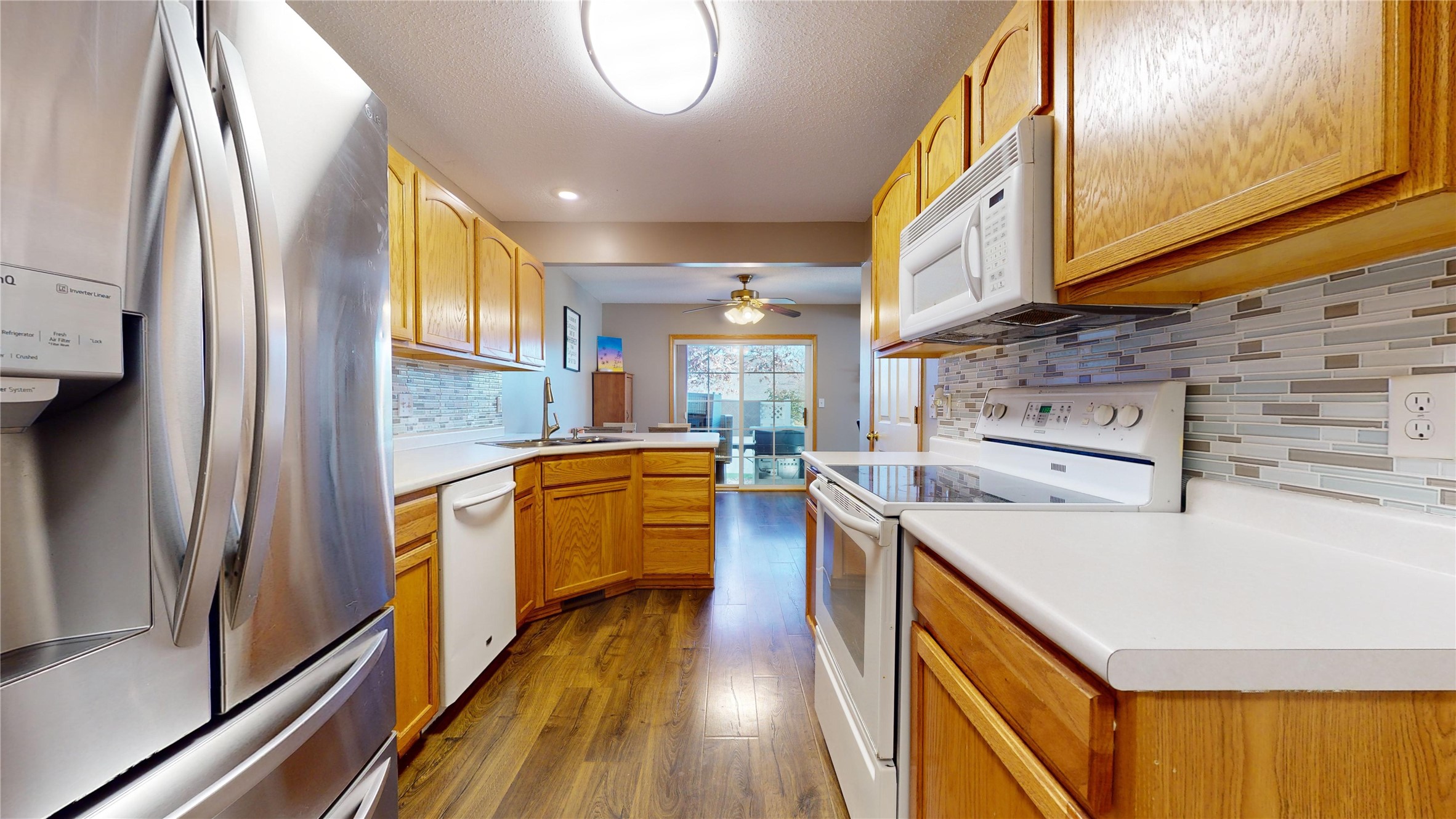 9425 Larch Lane