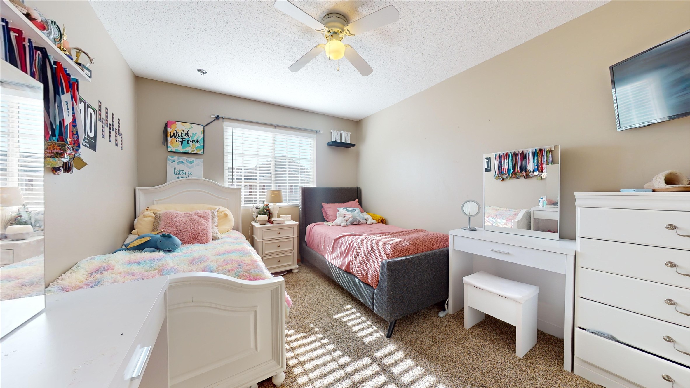 9425 Larch Lane