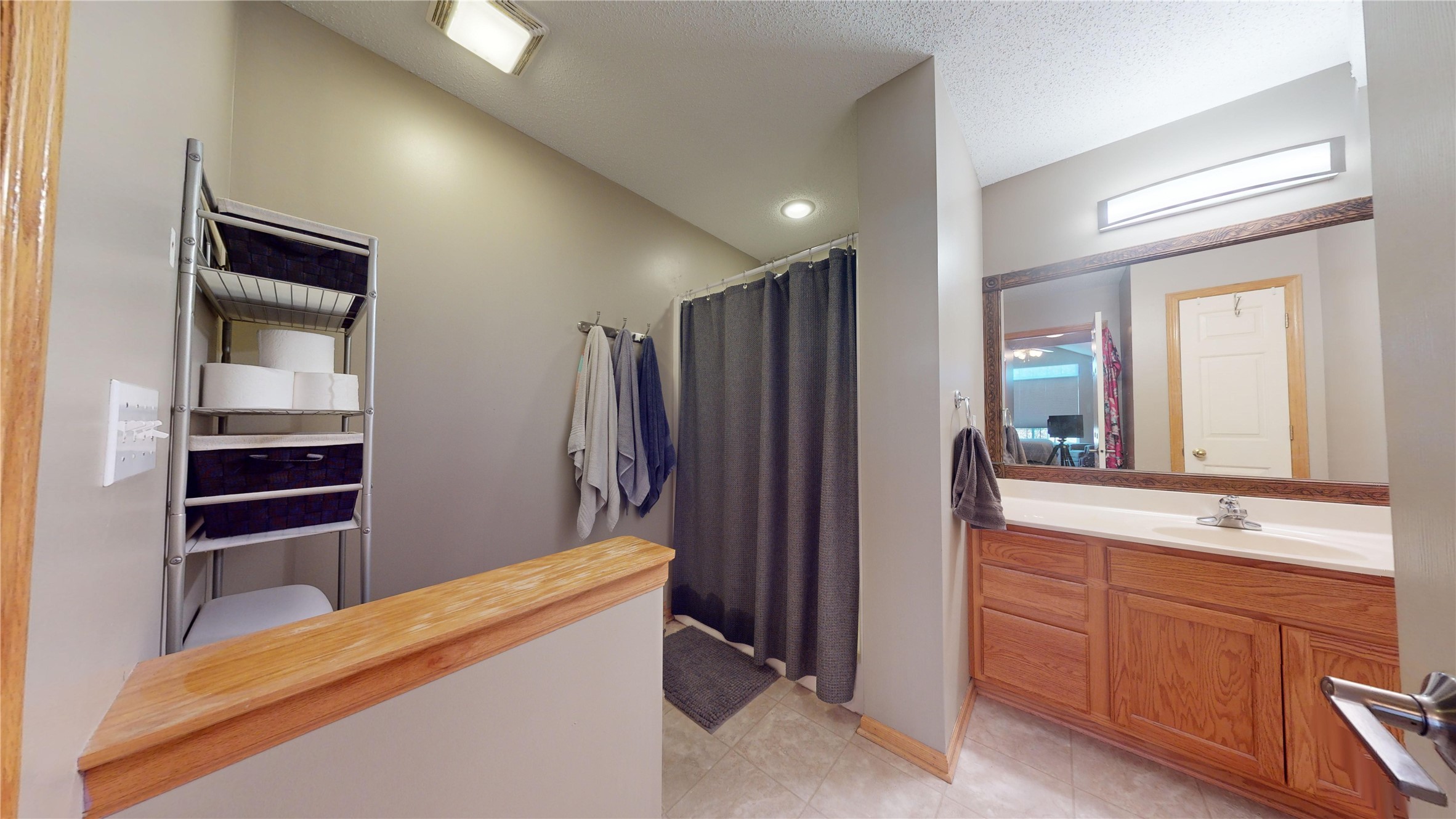 9425 Larch Lane