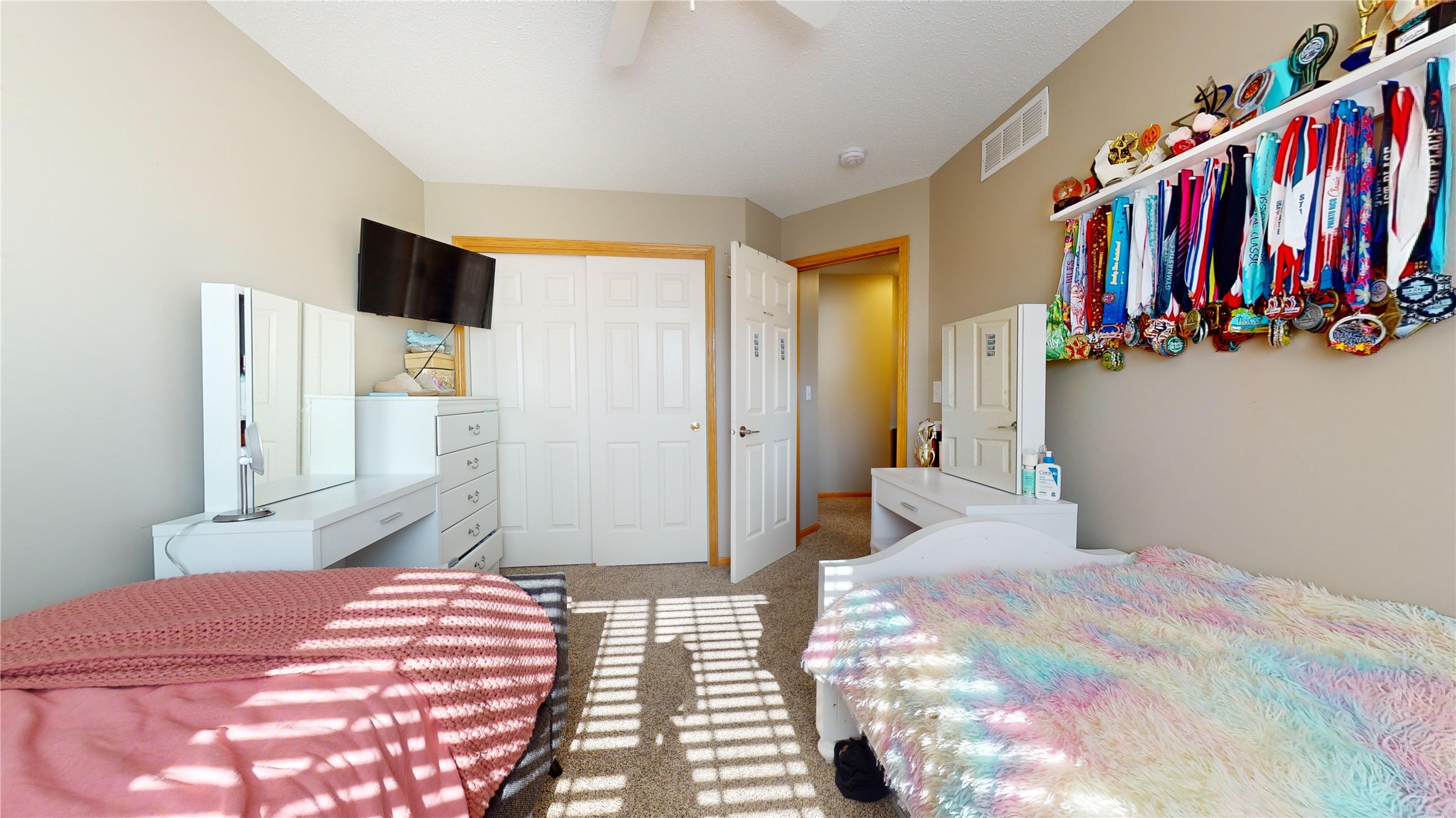 9425 Larch Lane