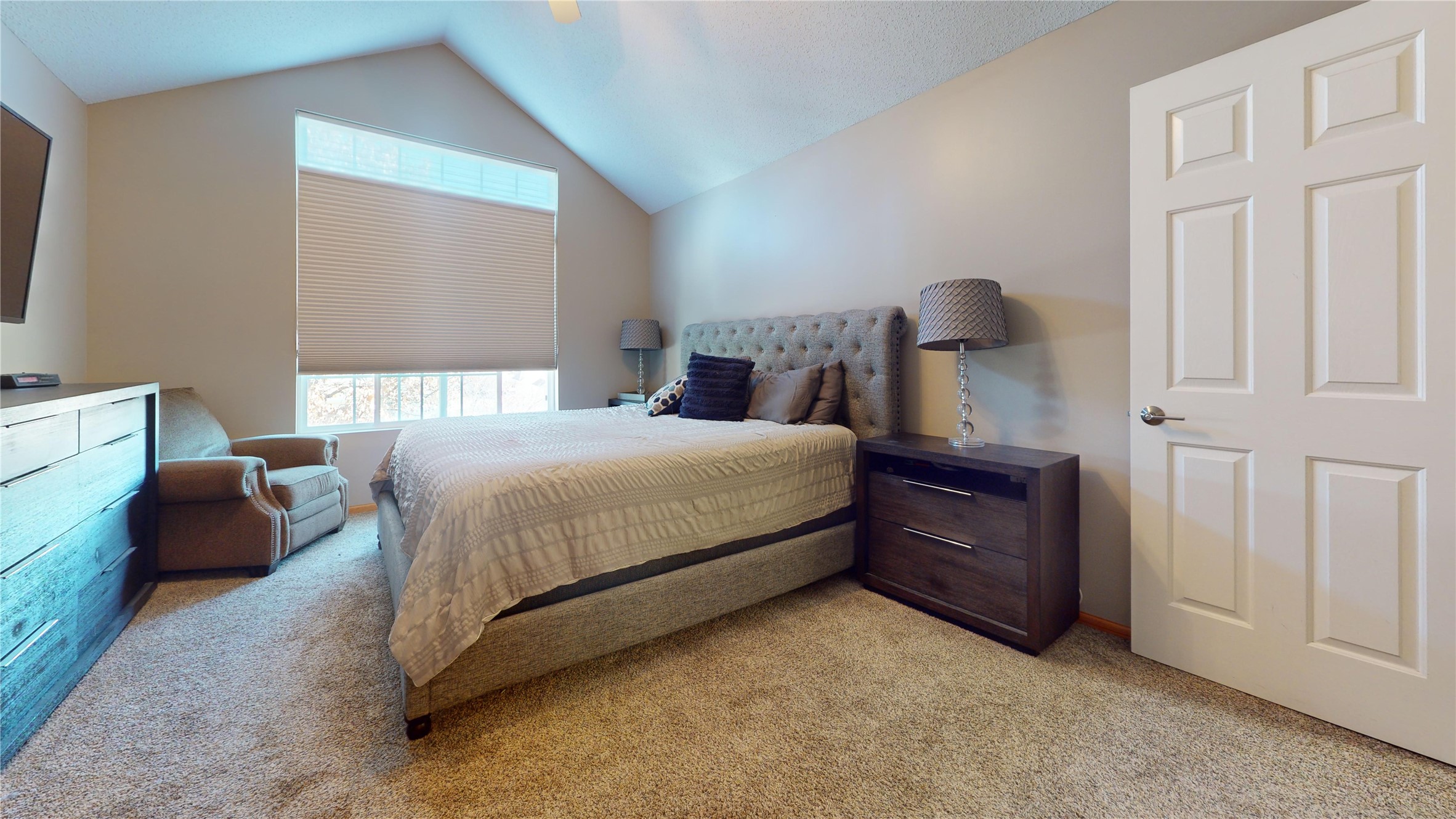 9425 Larch Lane