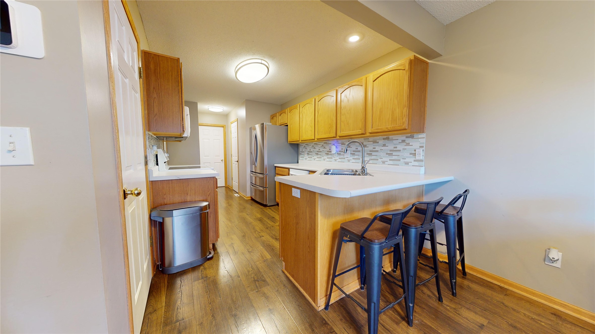 9425 Larch Lane