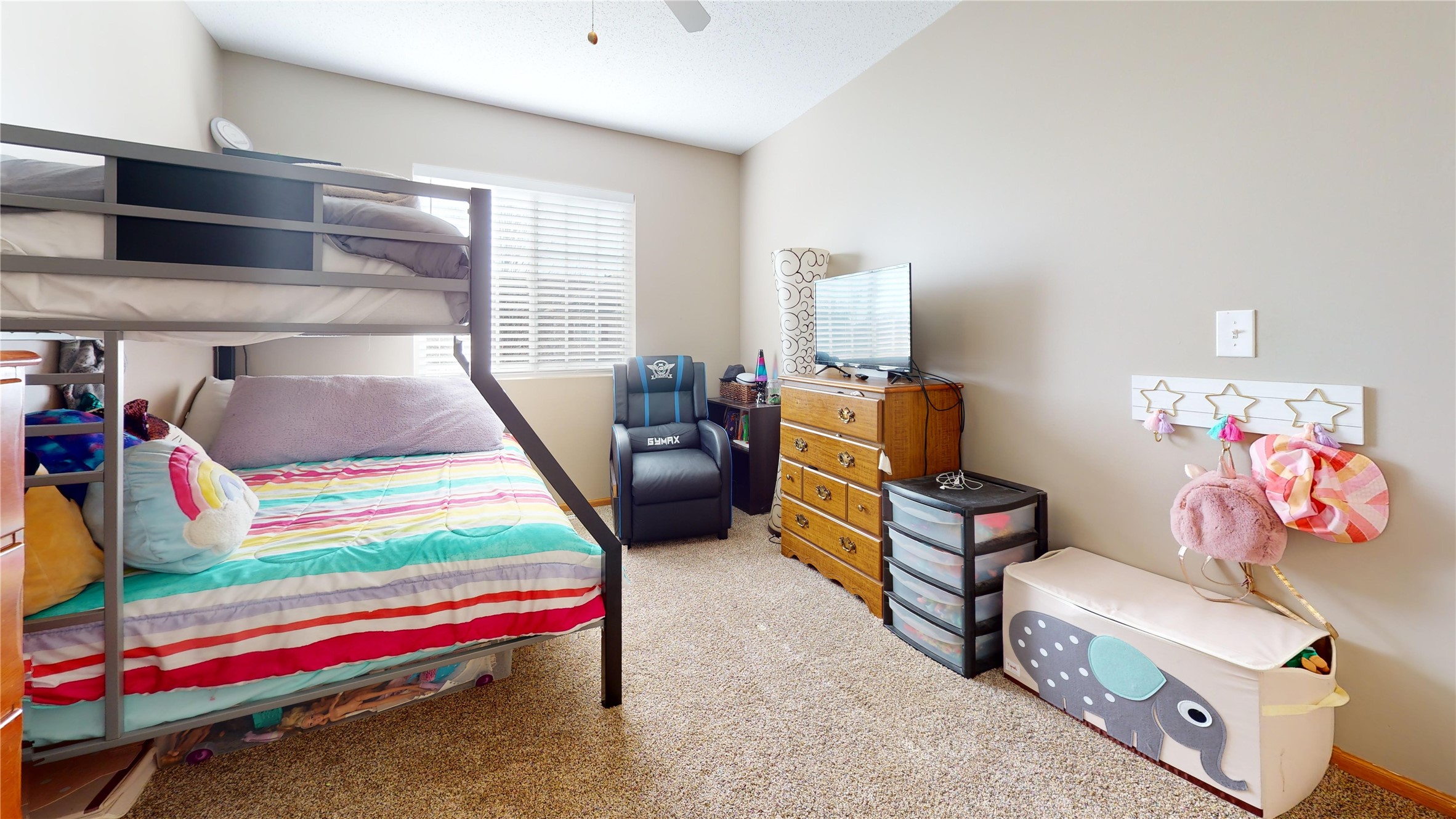 9425 Larch Lane