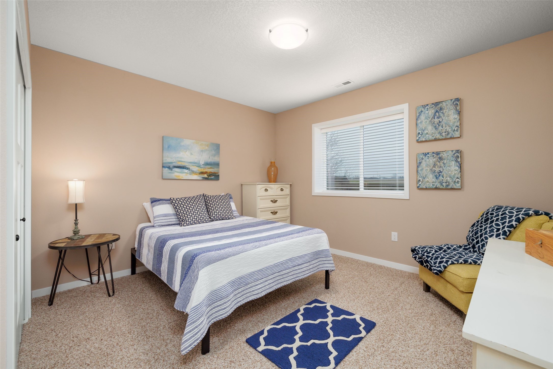 1805 SE Waters Edge Drive