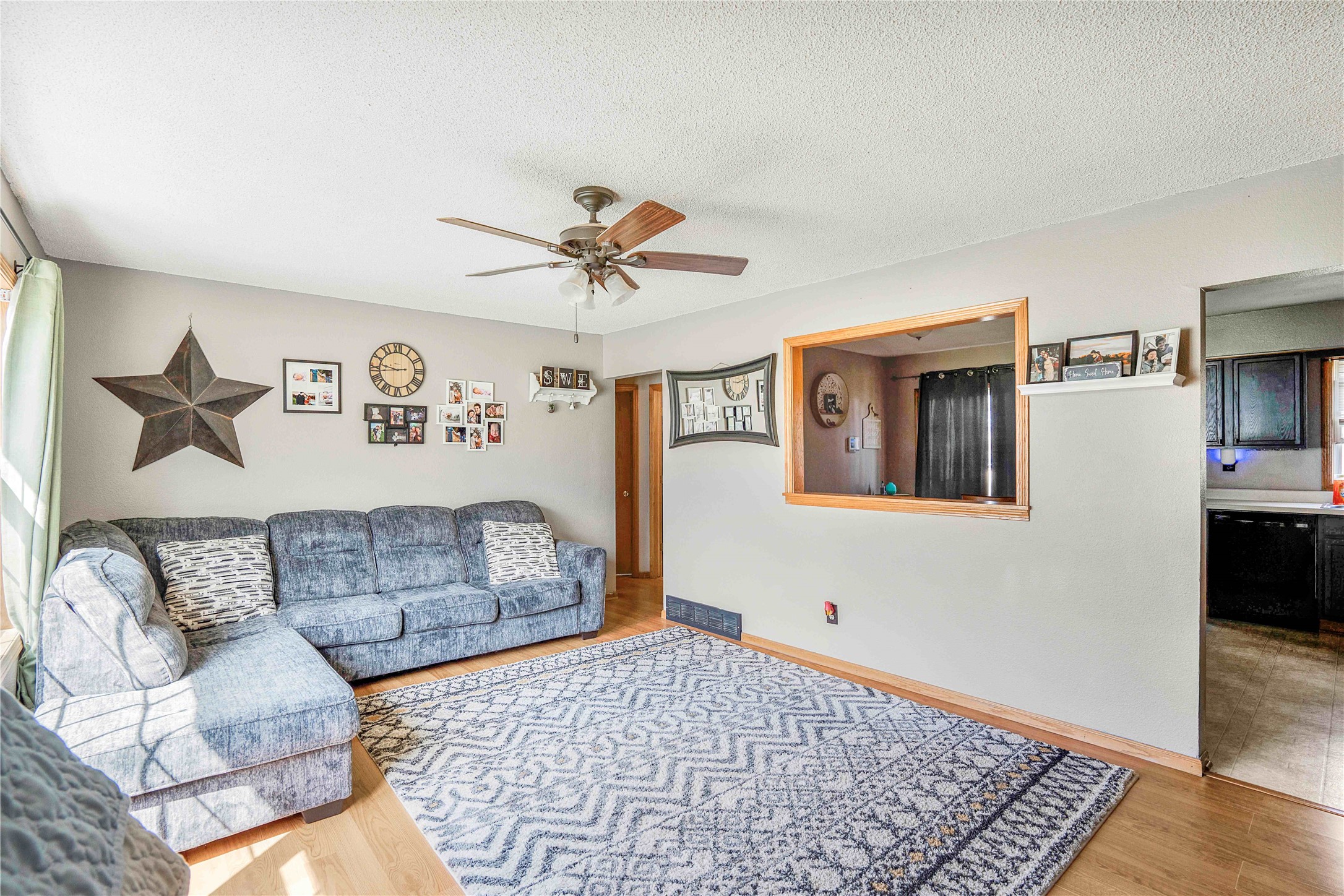 120 E Diehl Avenue