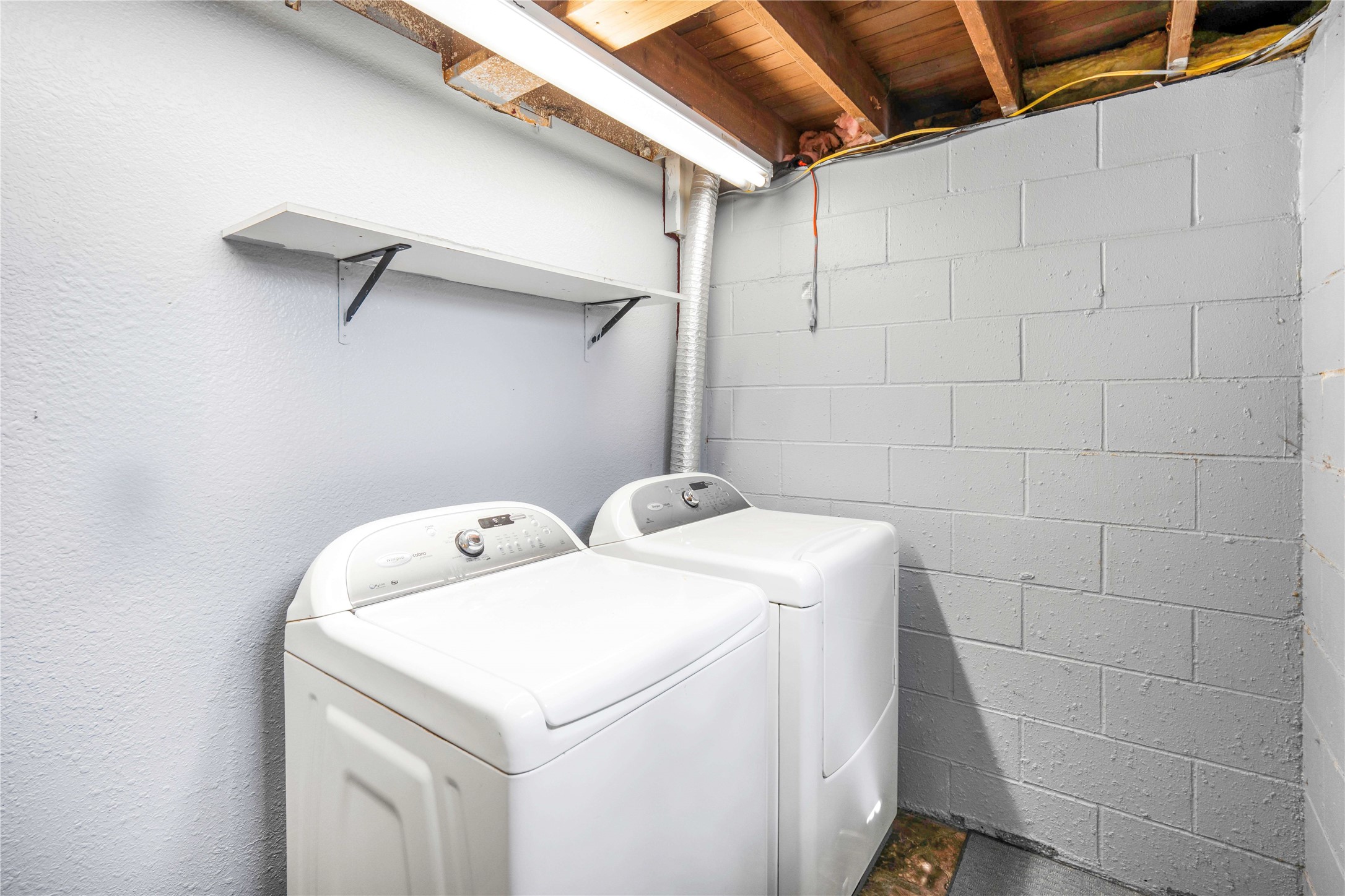 120 E Diehl Avenue
