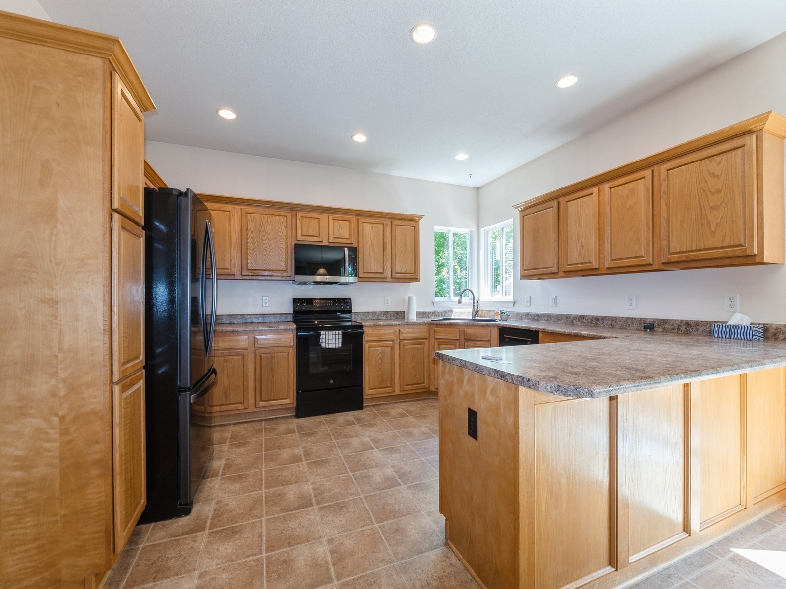 705 SE Whitetail Lane