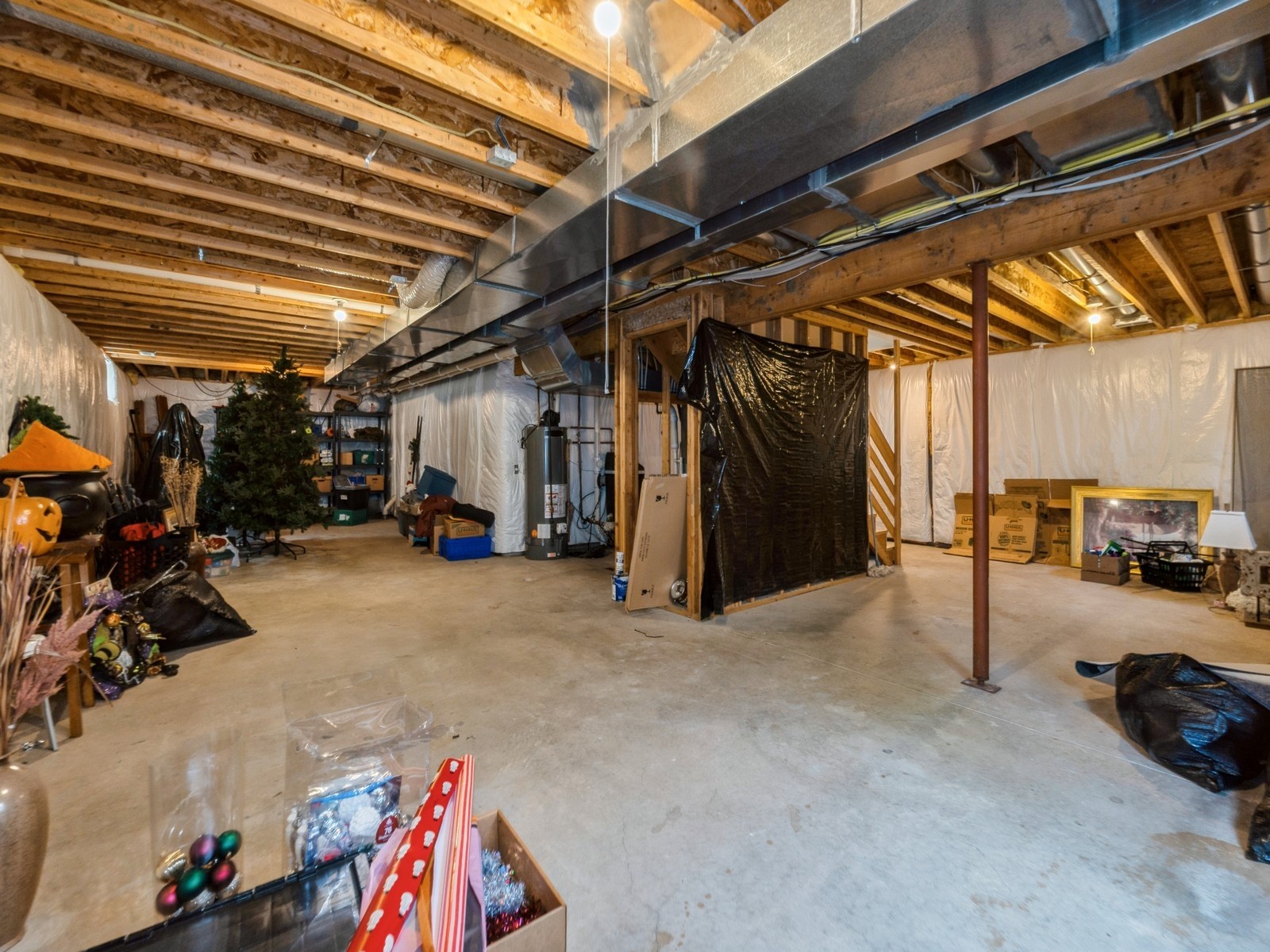 705 SE Whitetail Lane