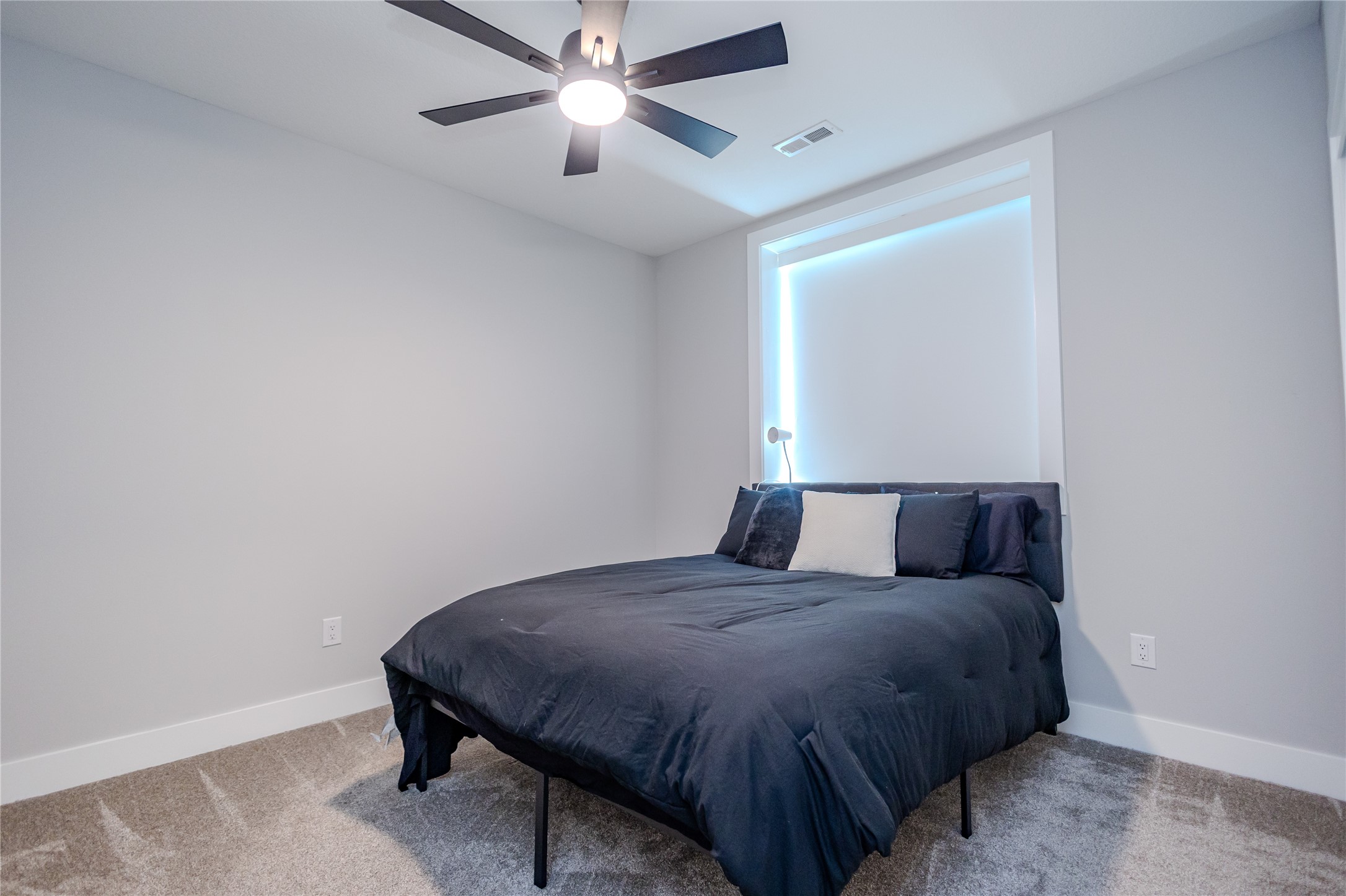 25 NW Valleyview Drive