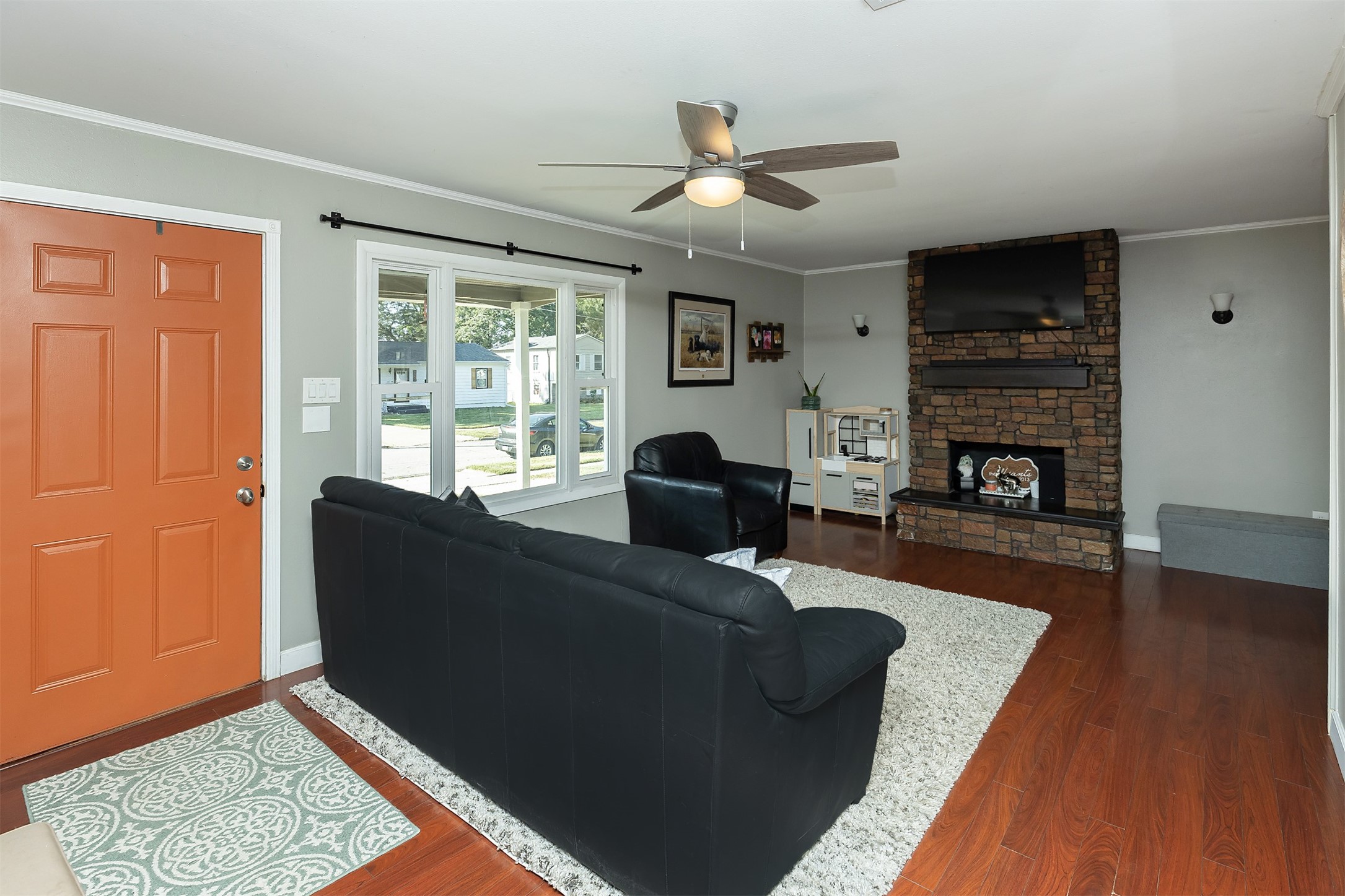3900 Rolling Green Drive
