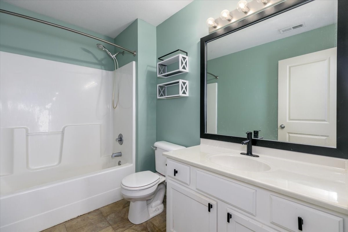 1440 SE Sagewood Circle