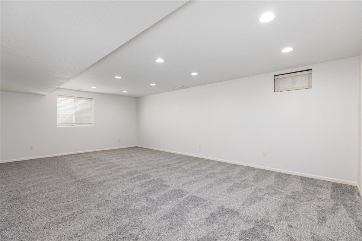 1440 SE Sagewood Circle