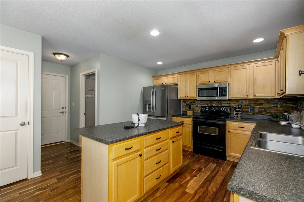 1440 SE Sagewood Circle