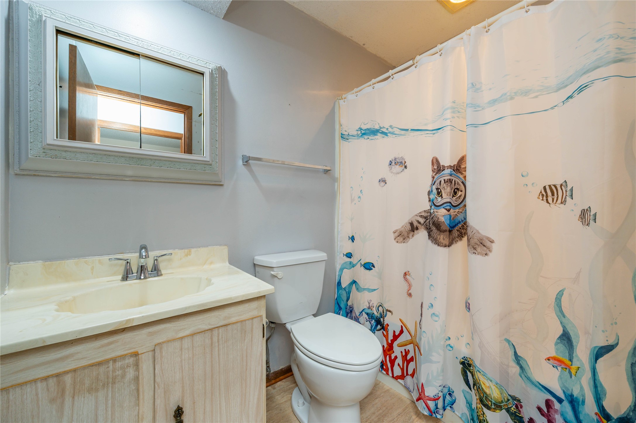 4857 Woodland Avenue 5