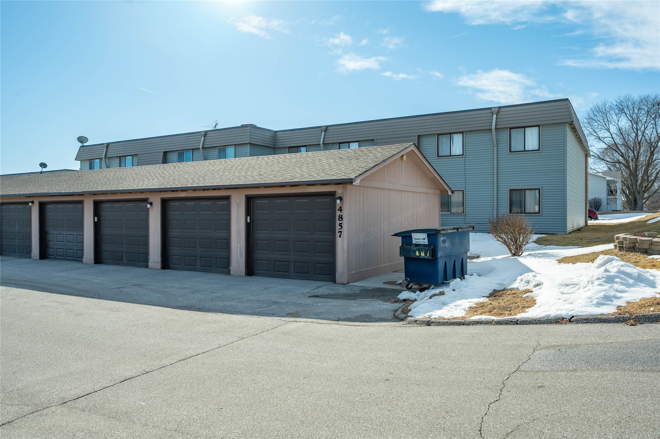 4857 Woodland Avenue 5