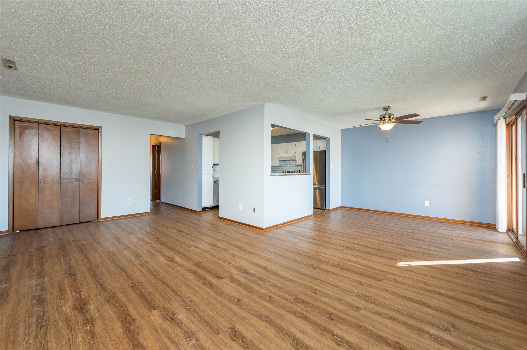 4857 Woodland Avenue 5